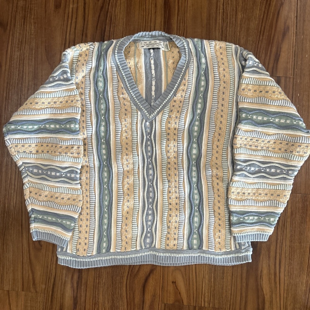 vintage coogi style 3d knit sweater Size M Hip Hop Biggie V Neck Crossings